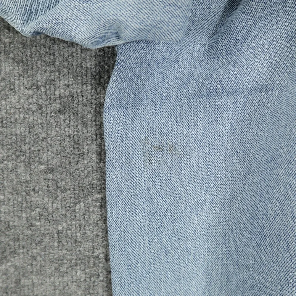 Vintage Levis 560 Jeans Mens 36x26 Light Wash Blue Relaxed Tapered Raw Hem